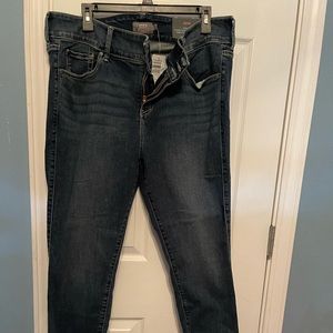 NWT Size 16R Torrid Jeggings dark denim